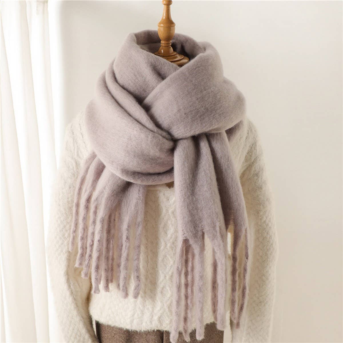 Solid Chunky Tassel Scarf