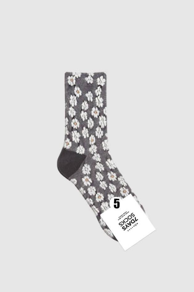 Crew White Flower Socks