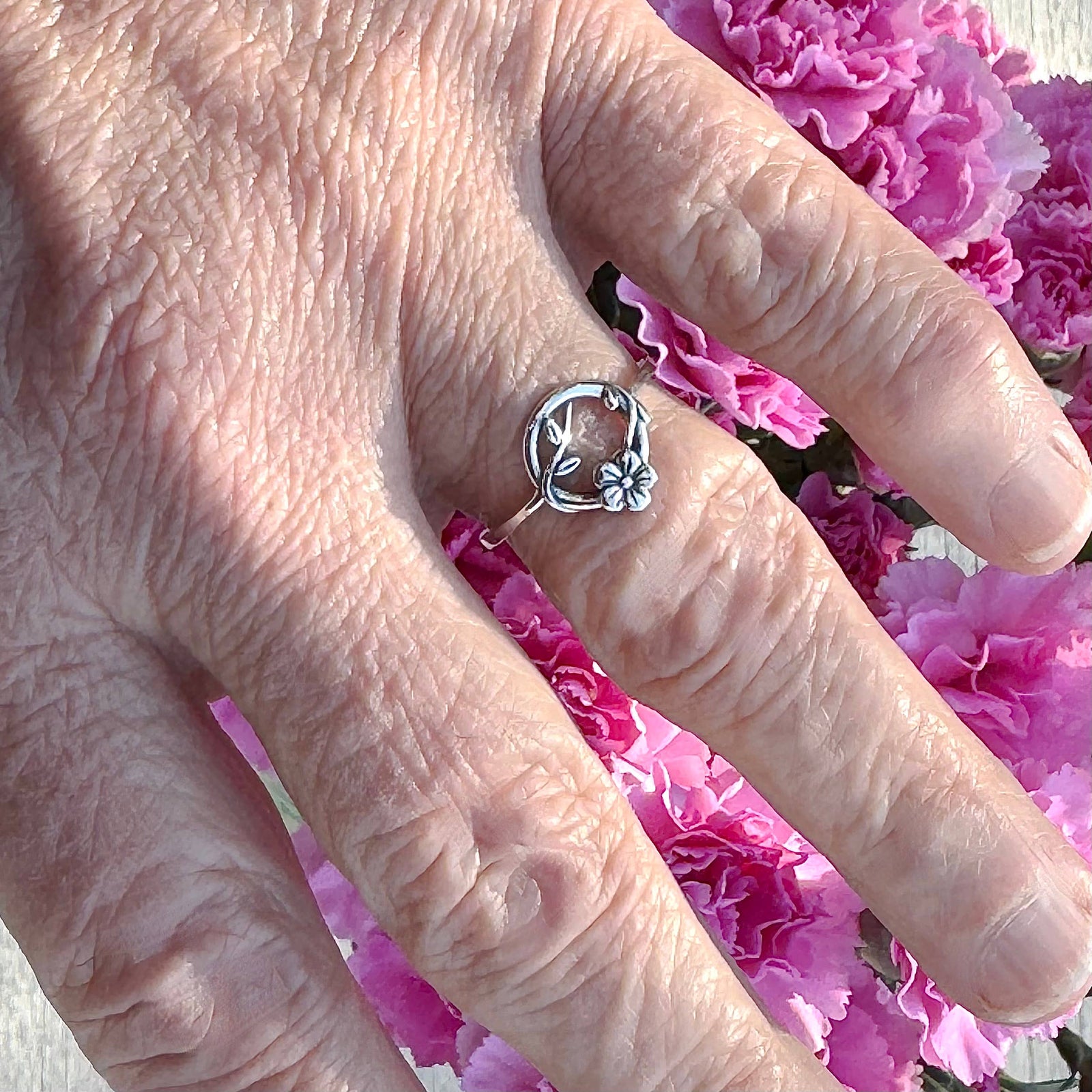 Round Flower Ring in Sterling Silver