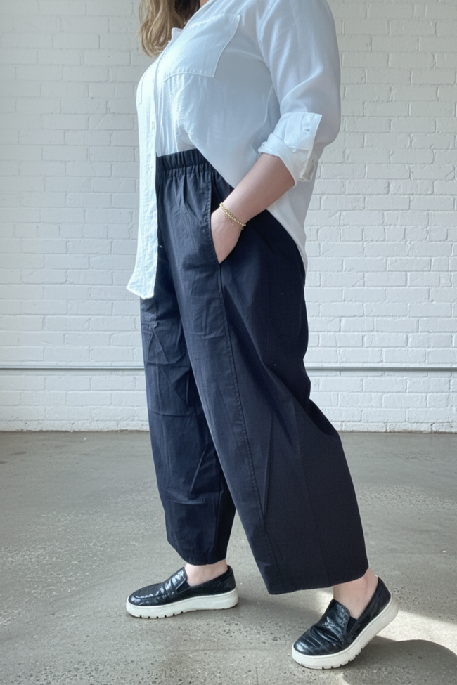 Relaxed Cotton Barrel Pants