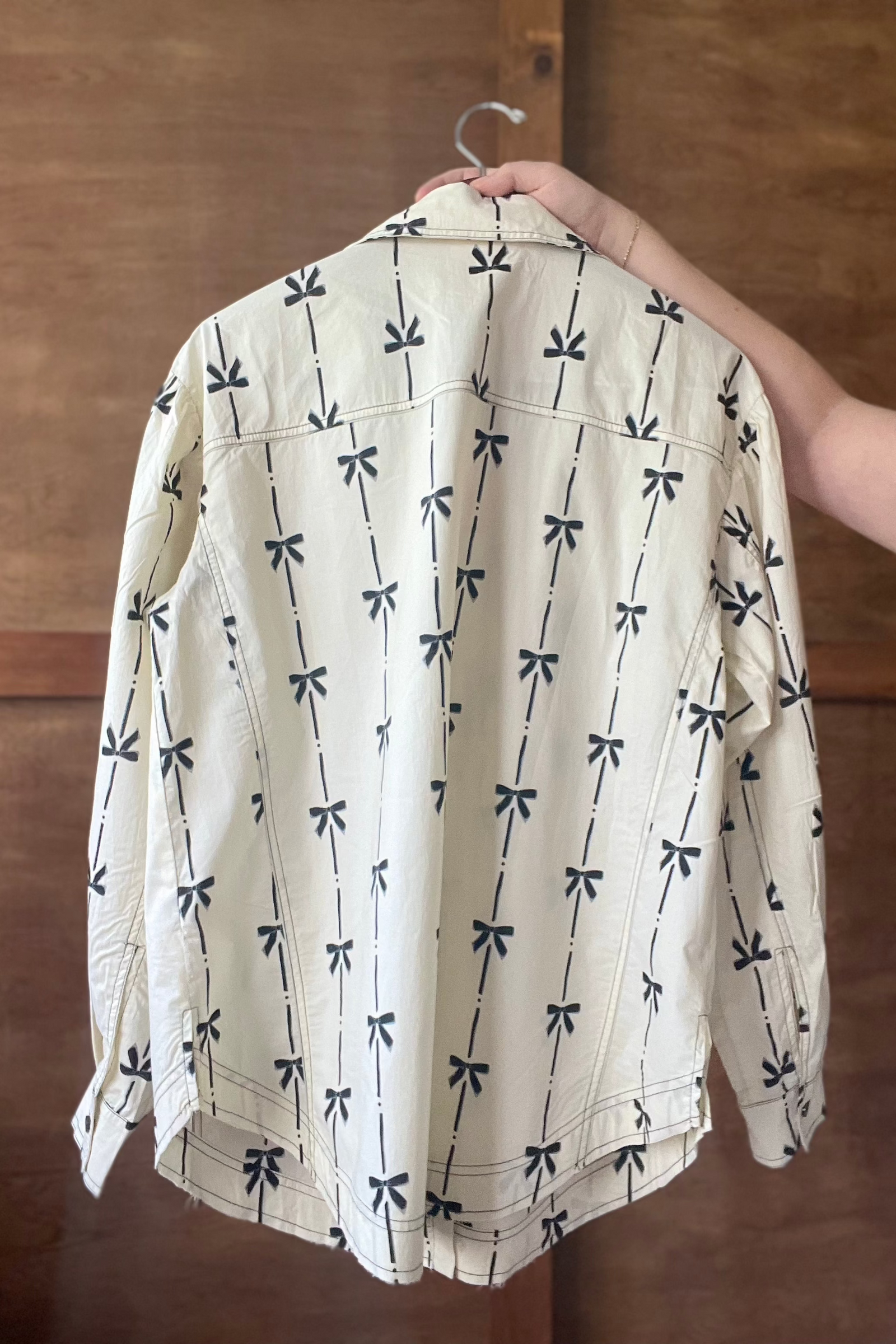 Final Sale - Long Sleeve Bow Print Shirt