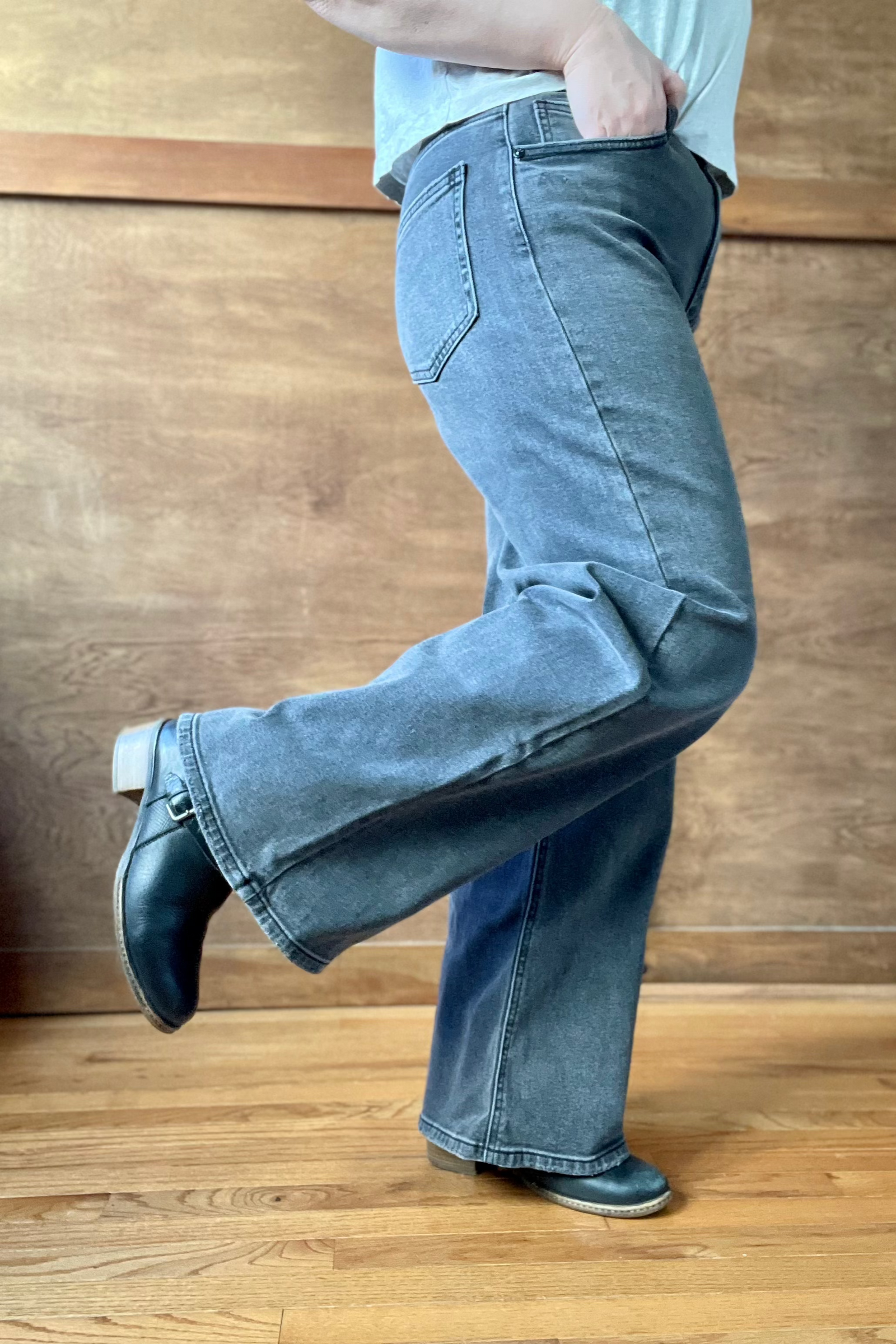 Relaxed Straight Leg Jeans