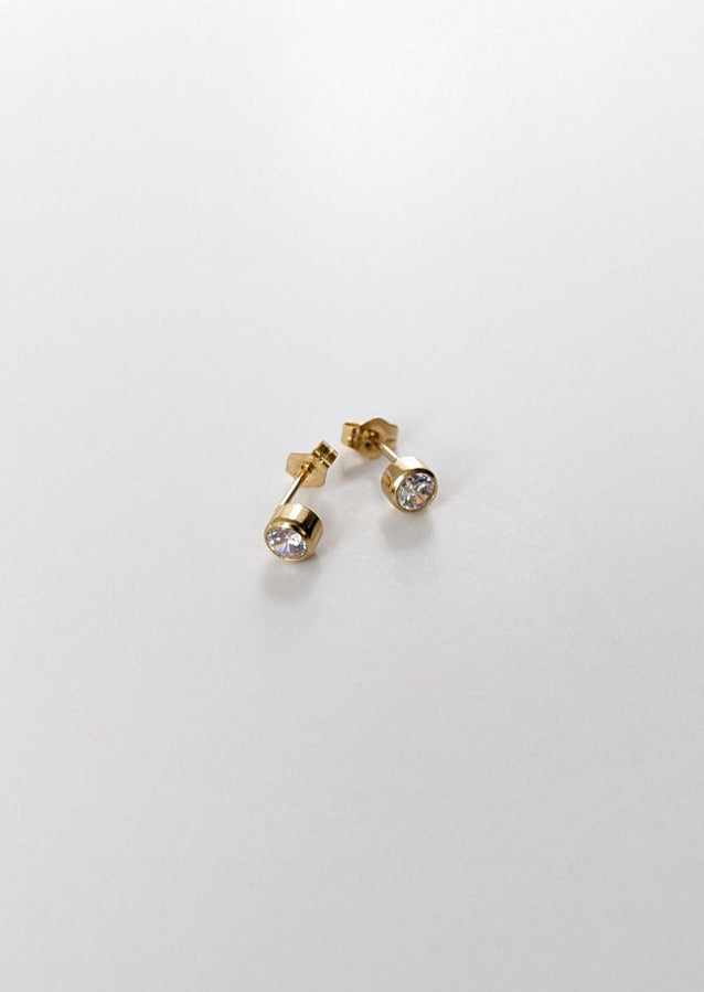 Crystal Duo Flatback Cartilage Earring | Internally Threaded | 14k Yellow  Gold - Sit & Wonder
