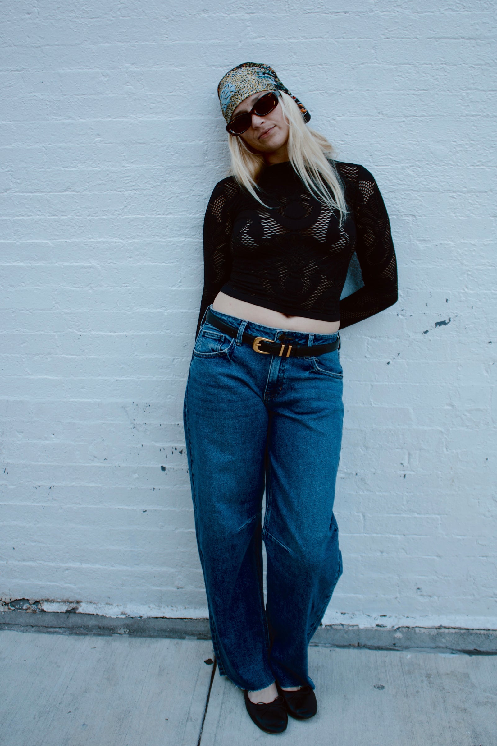 Mid Rise Barrel Jeans
