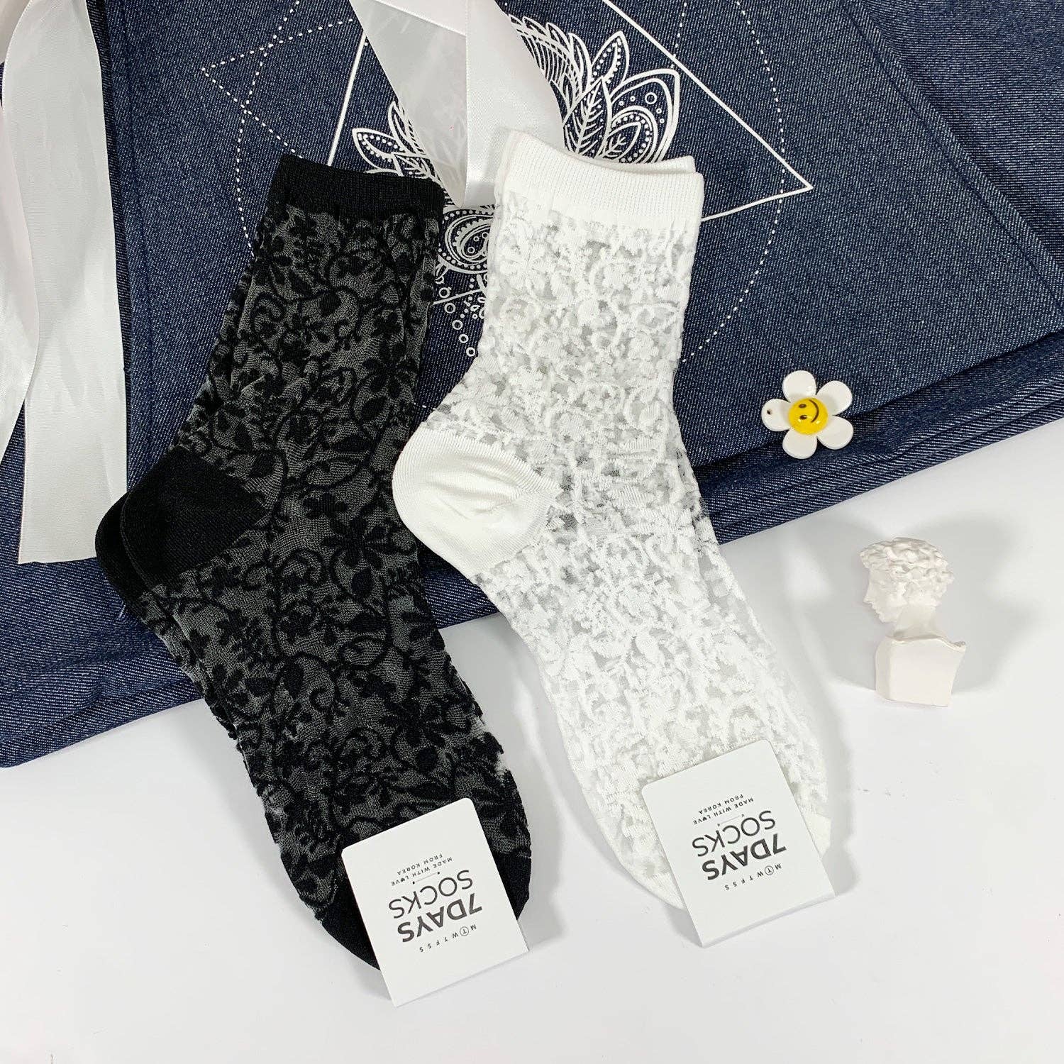 Women's Sheer Lace Socks